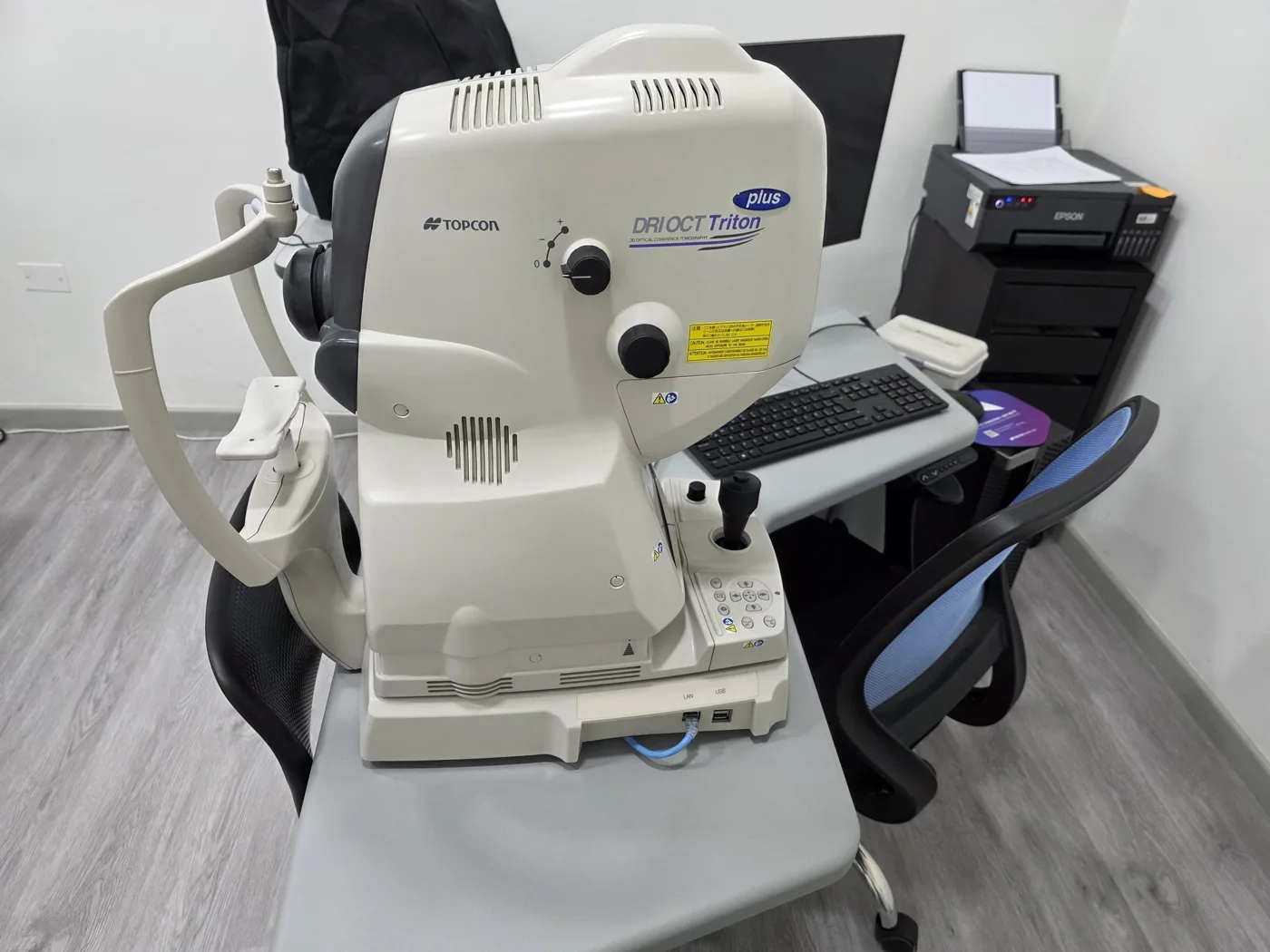 Tomografía OCT · Topcon DRI OCT Triton